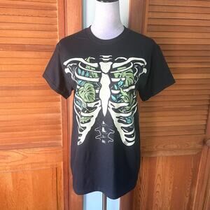 Garden Goth Plant Lover Punk Emo Alternative Black Green Skeleton Tee T-Shirt
